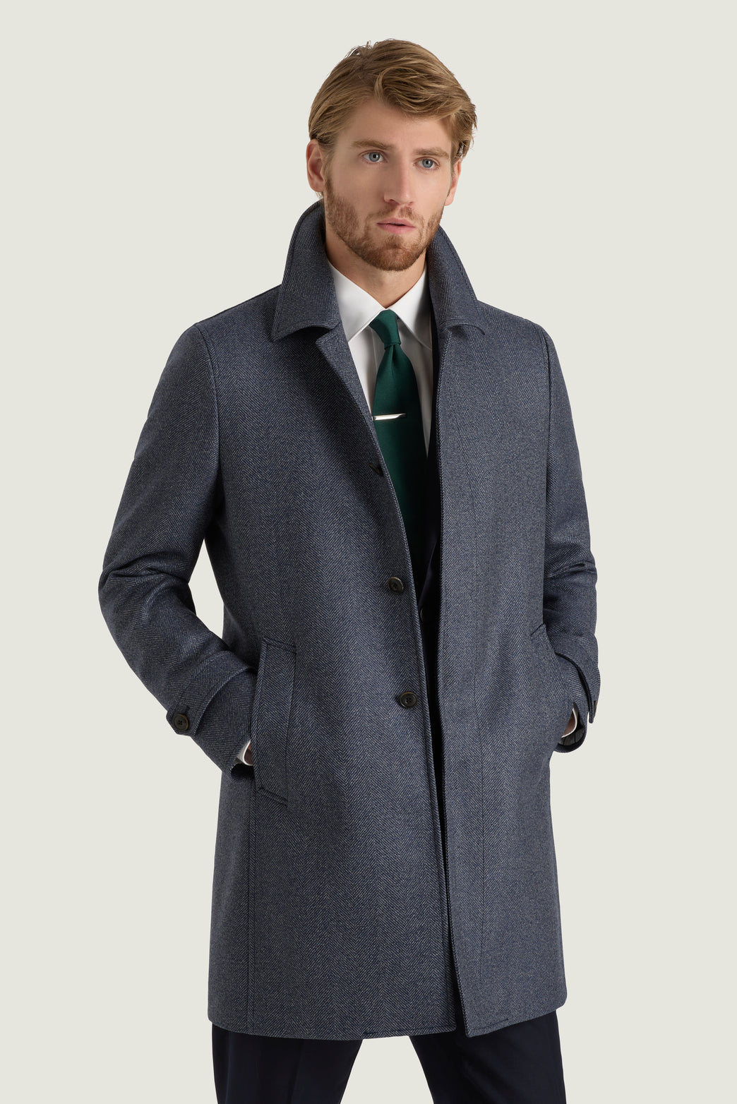 https://5nx76xrb.upflowyexperience.com/5nx76xrb/assets/Oberon_Coat.jpg